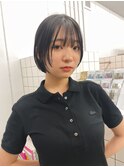 ボブ×顔まわりレイヤー