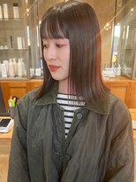 リコ(liko) ワイドバング×外ハネスタイル