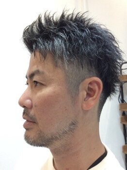 レオン 読谷店(LEON)の写真/爽やかメンズスタイルで周りと差をつける！熟練なカット技術で第一印象をUP！仕事もプライベートもキマる☆