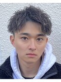 縦落ちツイストスパイラルパーマショートアップバング