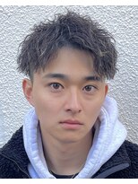 フリーク バーバーショップ 都島店(FREAK BARBER SHOP) 縦落ちツイストスパイラルパーマショートアップバング