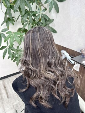 ベルヘアーデザイン 堺東(Belle hair Design) ナチュラルハイライト/外国人風ハイライト/堺東