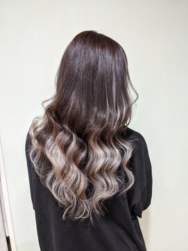 レアナ バイ ニーナ(Leana by NINA) プルエクステでロングヘア　　宮の沢美容室