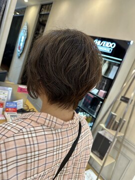 シャンプーボーイ セントラル 博多(SHAMPOO BOY central) ショートボブ / ショートヘア / 丸みショート