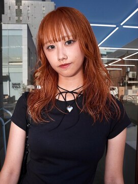 トゥコ(tuco) オレンジカラー　ウルフカット　ブリーチ無しダブルカラー