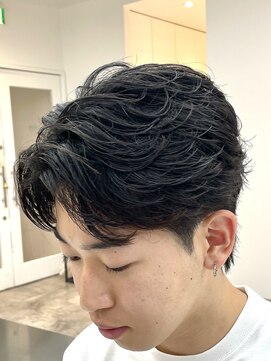 フィフスパーク(fifth PARK) 渋谷センターパートフェザーパーマ色気毛流れパーマメンズカット