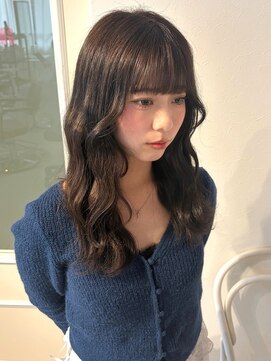 アンニュ(annuy) 顔周りカット アッシュグレー 韓国ヘア 10代 20代 髪質改善