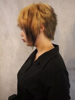 オルン(ORGN.)&nbsp;ウルフカット　サスケカット　中性ウルフ　ルーツカラーブリーチ