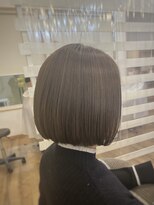 コモレビ(komorebi)&nbsp;【山本智文】オリーブベージュボブ
