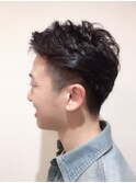 30代、40代大人七三分けビジネススタイル