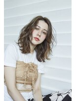 ラレイ(Lalei)&nbsp;表参道駅/青山　大人かわいいくびれミディ　辻幸奈