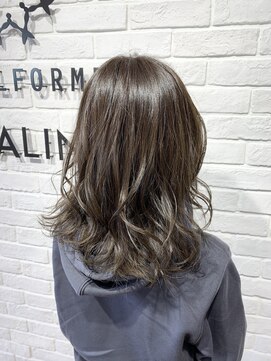 ヘア スパ ビューティー エールフォルム(HAIR SPA BEAUTY YELLFORME) アッシュベージュ