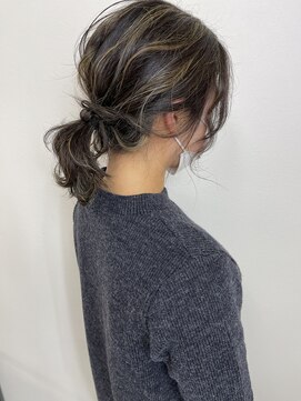 ヘアー アトリエ アンジー(Hair Atelier Angee) アッシュグレーのコントラストハイライトカラー
