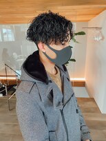 サーリー(SURLY)&nbsp;ツイストスパイラルパーマメンズパーマ前下がりセンターパート