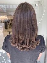 インビテーション(invitation) アッシュベージュ