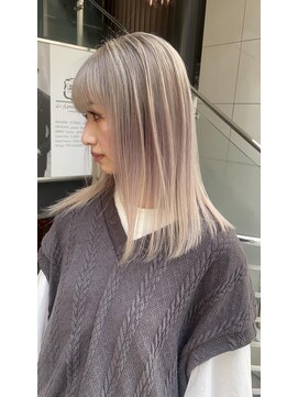 ジゼル(gisele) (小山)シャドールーツ