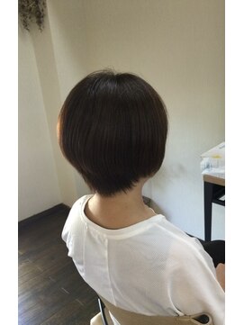 ヘア デザイン ルーシュ(HAIR DESIGN ruche) 前下がりショート