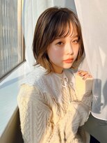 ムク 甲府(muku.)&nbsp;ミディアムヘア/斜めバング/グレージュカラー/甲府駅