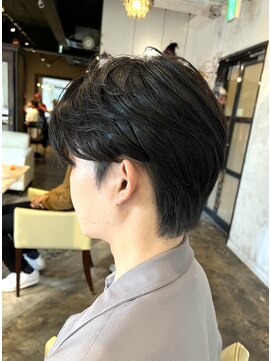 アドール(ADOR) ＃韓国マッシュ　＃センターパート　＃シースルーマッシュ