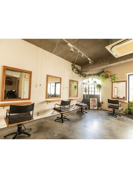 少人数サロンだからこそ叶うゆとりのある空気感◎ゆったりと寛げるあなたのためのプライベートサロンです☆