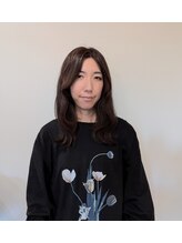 手と髪 影山 まどか
