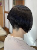 前下がりボブ(刈り上げ)