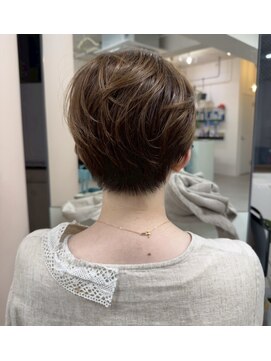 ビビッド(vivid) 大人ハンサムショート