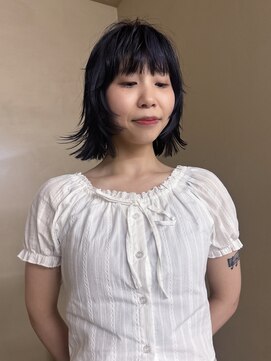 ヤント(yant) レイヤーボブ×ネイビーブルー