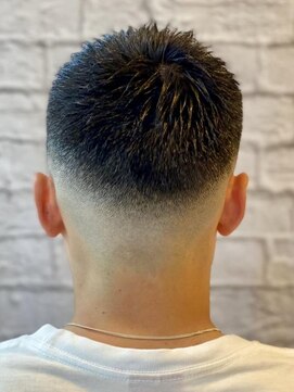 銀座マツナガ 新宿野村ビル店 フェード×クロップスタイル