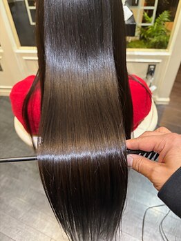 アーク(ARC+)の写真/【代官山駅徒歩3分】代官山の縮毛矯正サロンといえば《ARC+》自然なストレートで鏡を見るたび嬉しくなる♪