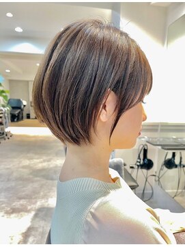 グラフ 鎌倉(GRAFF) 大人可愛い20代30代40代前下がりショートボブ【GRAFF鎌倉】