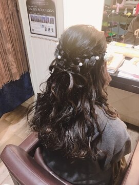 卒業式 袴 謝恩会ハーフアップ 髪でリボンを作りました L コレバ ザ サロンのヘアカタログ ホットペッパービューティー