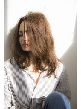 ミエル ヘア 新宿(miel hair) ナチュラルベージュ【新宿】