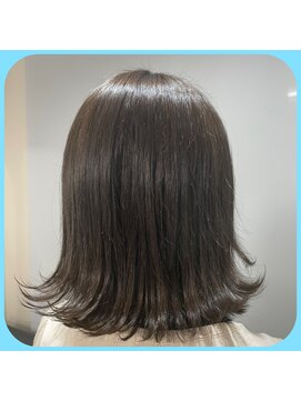 エチュード 外ハネ　アッシュグレージュ