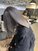 メリー オオサカ(Merly Osaka)&nbsp;色落ちも綺麗な寒色カラー_white grey ash_