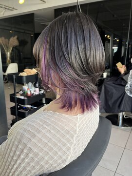 アクアオモテサンドウ(ACQUA omotesando) △ウルフカットレイヤーカットインナーカラーパープル