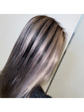 リルーア(RIRUA) コントラストシャドールーツ