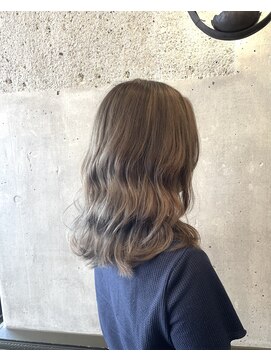 ジョージ(Jo-Ji) 【中武優】ブリーチ ミルクティーグレージュ 透明感 30代40代