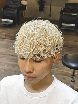 ミオ ベガ(Mio'' VEGA) ハイトーン波巻きパーマ「サボパーマ」