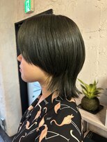 オーパスアミカ(OPUS AMICA)&nbsp;ウルフカット×グリーンカラー