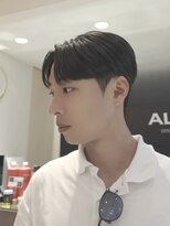 アルム オモテサンドウ(ALLM omotesando) 韓国ヘア シースルーコンマヘア ダウンパーマ メンズ 表参道