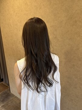 イロハ(iroh) イルミナカラー/ロングヘア/髪質改善トリートメント