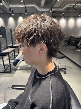 スタッド 松戸(stud. Men‘s) 波巻きパーマ×ウルフマッシュ