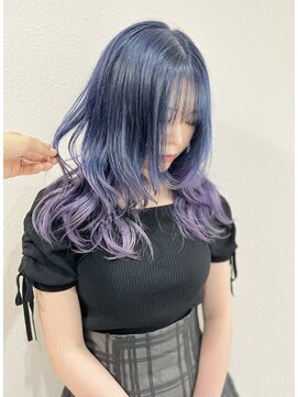 ナナ(NANA) ネイビーブルー/ラベンダー/ブリーチ/カラー/レイヤーカット
