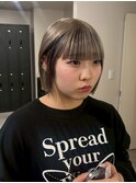 13822ブリーチ＆インナーカラー黒髪金髪ホワイトブロンドボブ