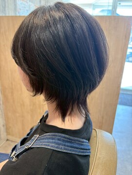 エヌアンドエー せんげん台店(N&A) 丸みとシャープさを両立した◎クールマッシュ/アッシュ/艶感