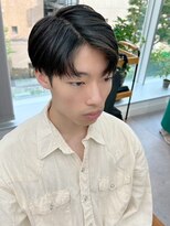 ネオリーブ クーロ メゾン 横浜(Neolive curro Maison)&nbsp;韓国マッシュ　センターパートフェザーパーマ　MEN’S HAIR