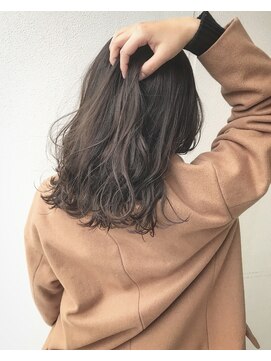 トリート 南行徳本店(TREAT) ミディアムレイヤー×イルミナカラー