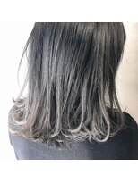 ＊ハイライトベースのワンランク上のグレー＊