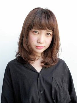 ルティア(Lutia) ナチュラルブラウン 似合わせカット 厚めバング★★